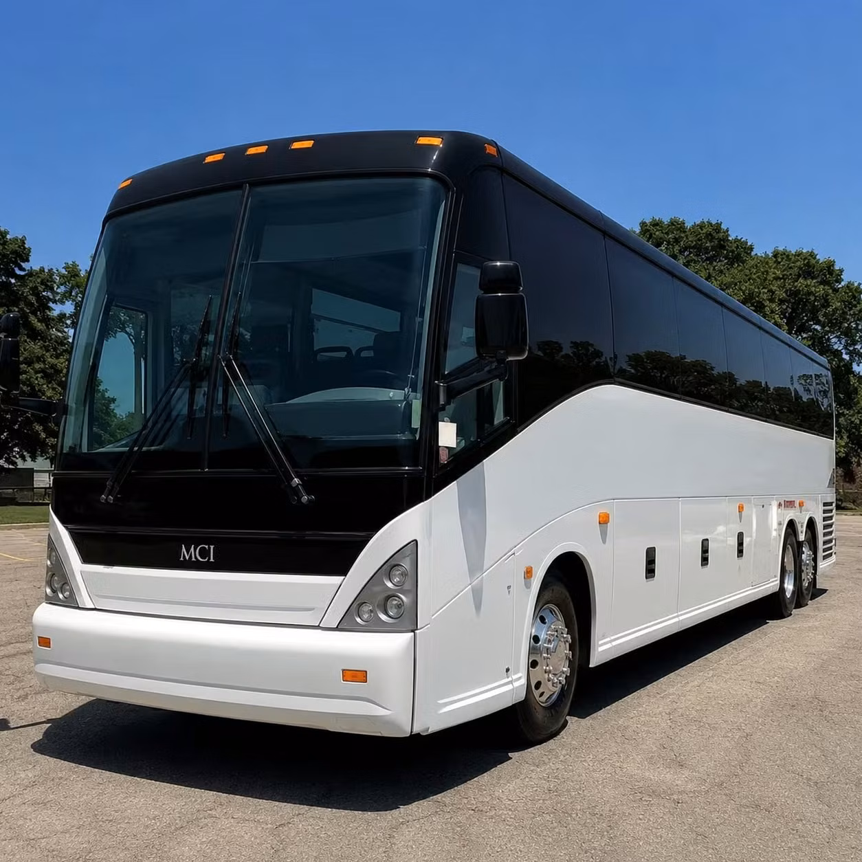 construction crew shuttles and workforce transportation across folsom