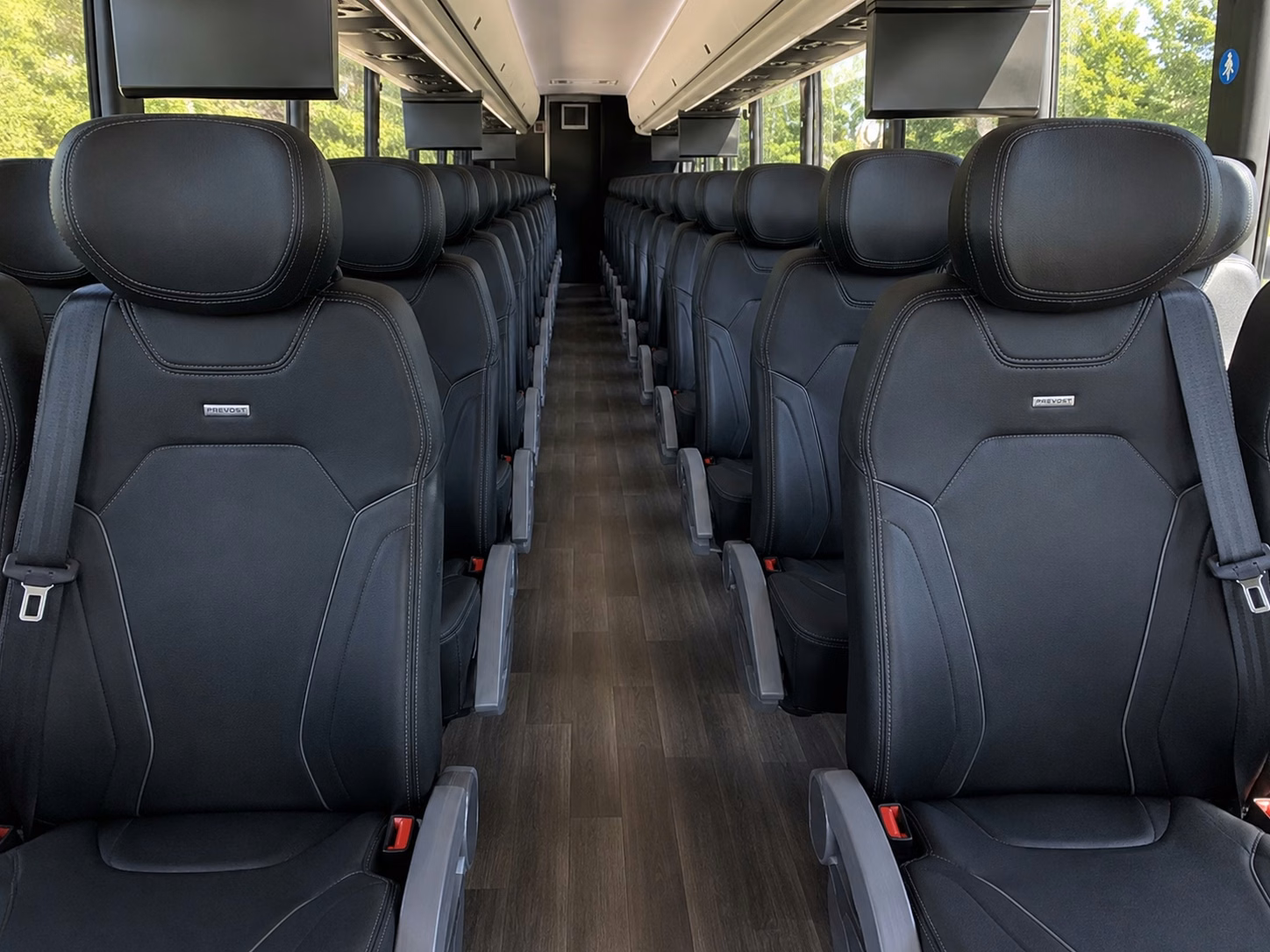 shuttle your wedding guests between downtown folsom hotels and your venue without a single carpool